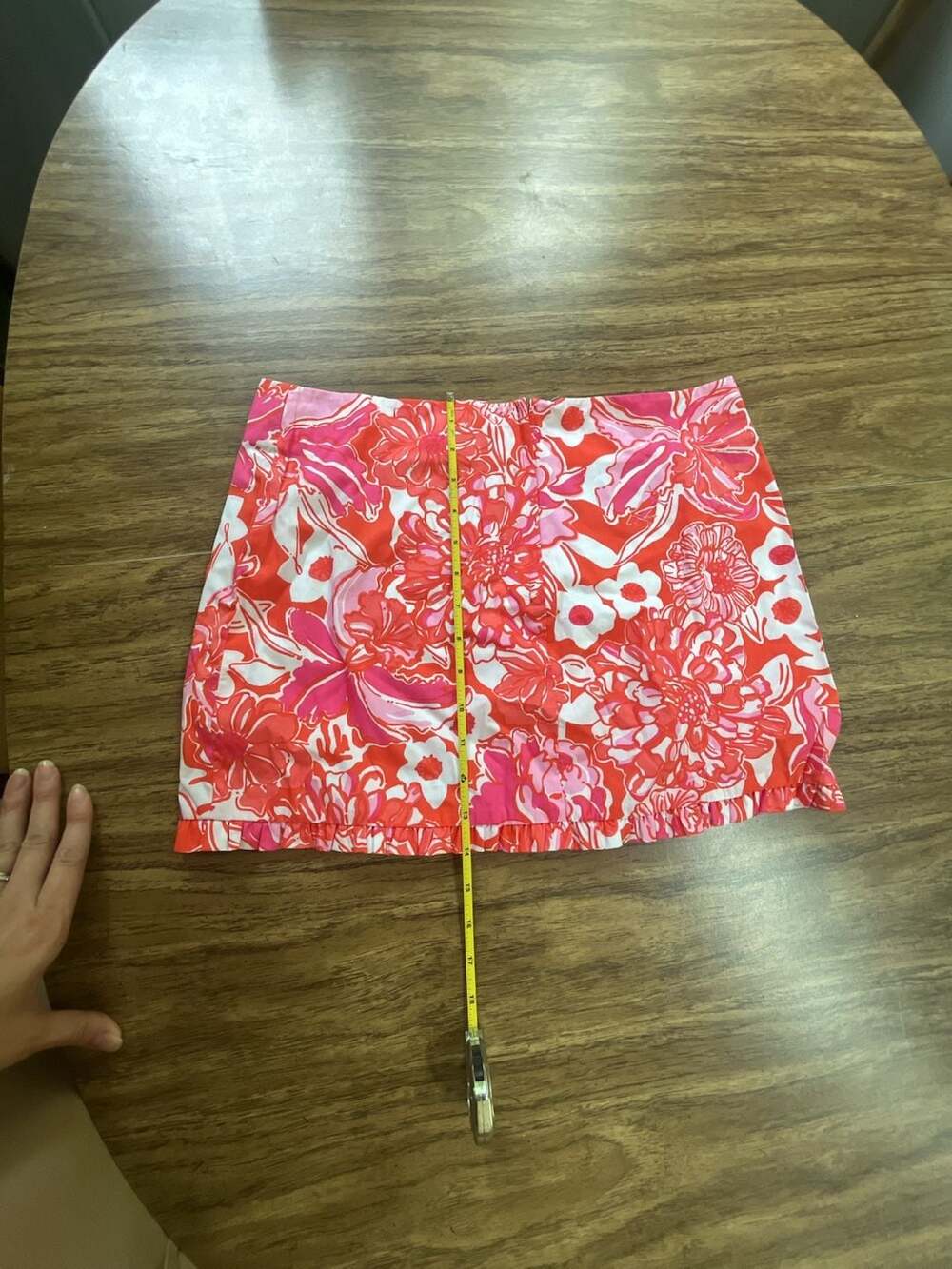 Lilly Pulitzer Callie Ruffle Mini Skirt in Orange and Pink Floral Print, Size 4 - Picture 4 of 5